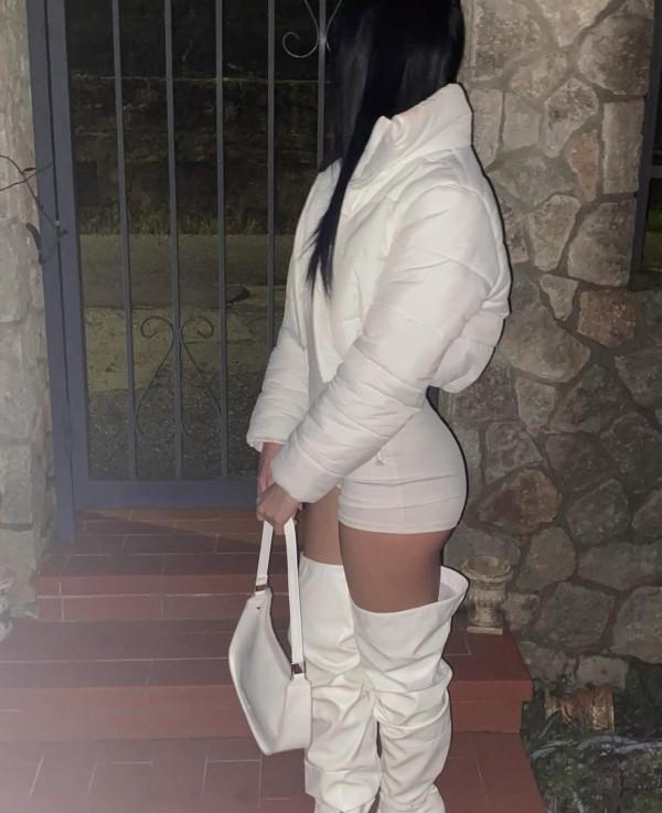 624036860: Chica busca chico en La Coruña