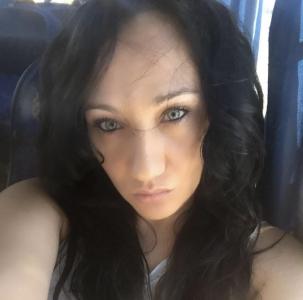 617037744: Chica busca chico en Tarragona