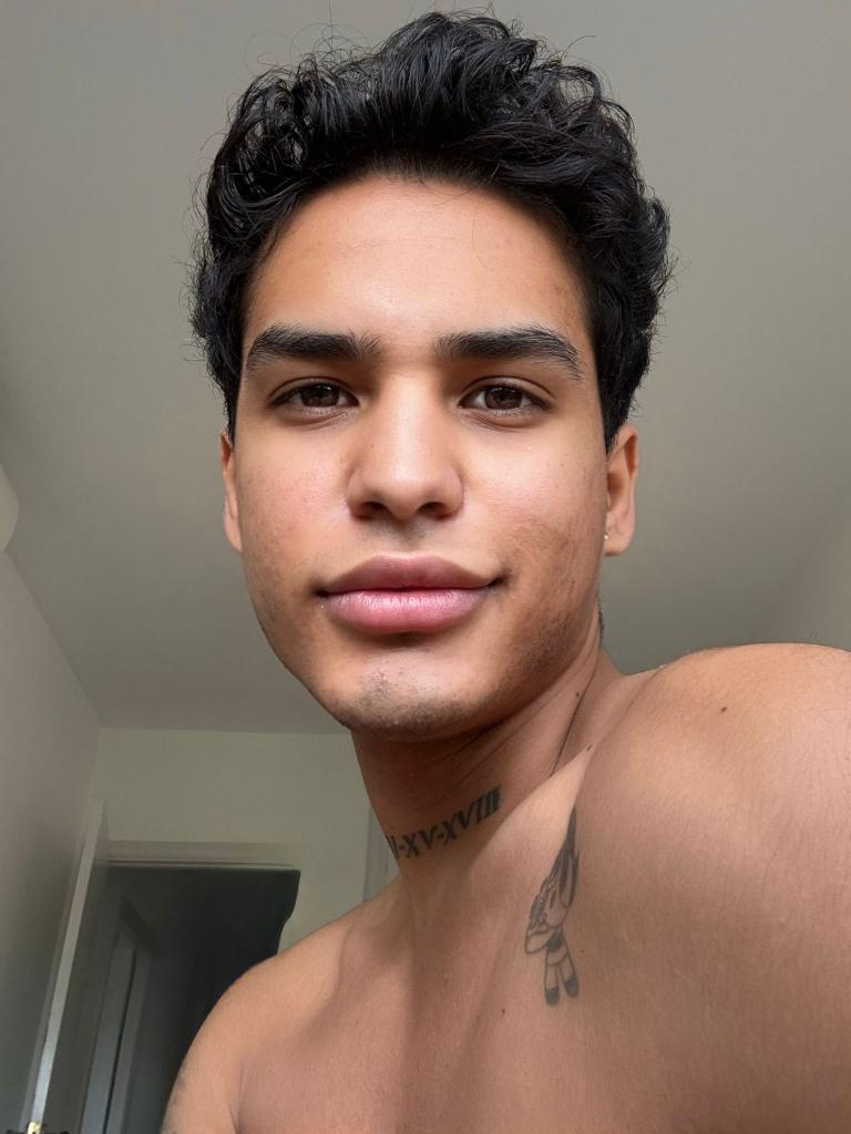 Chico busca chica en Tenerife: 