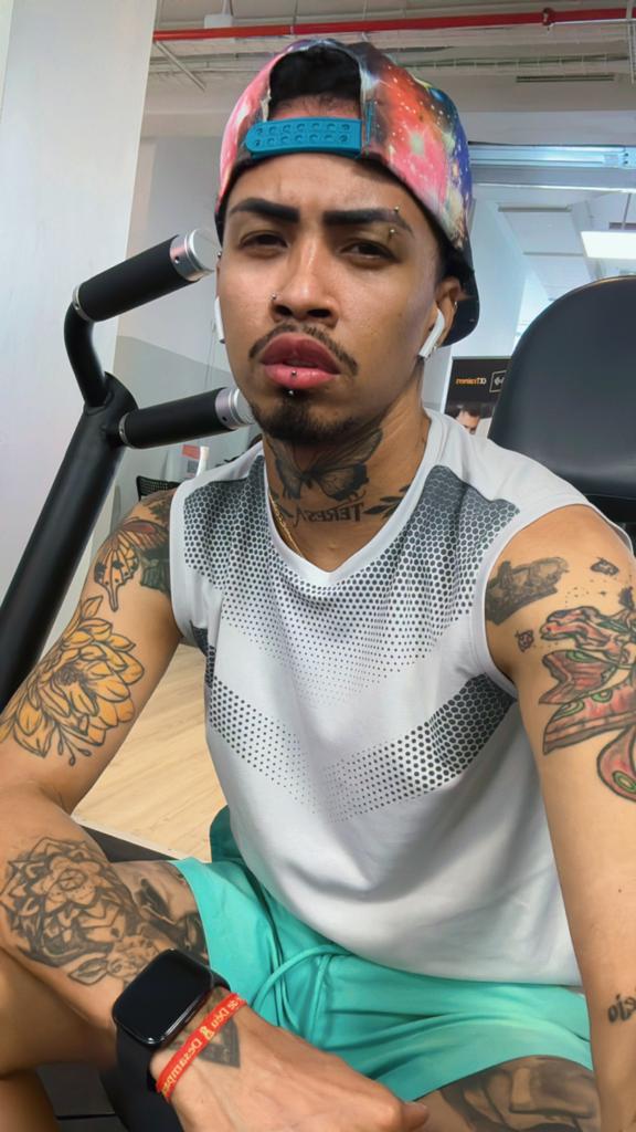 Chico busca chica en Valencia: 