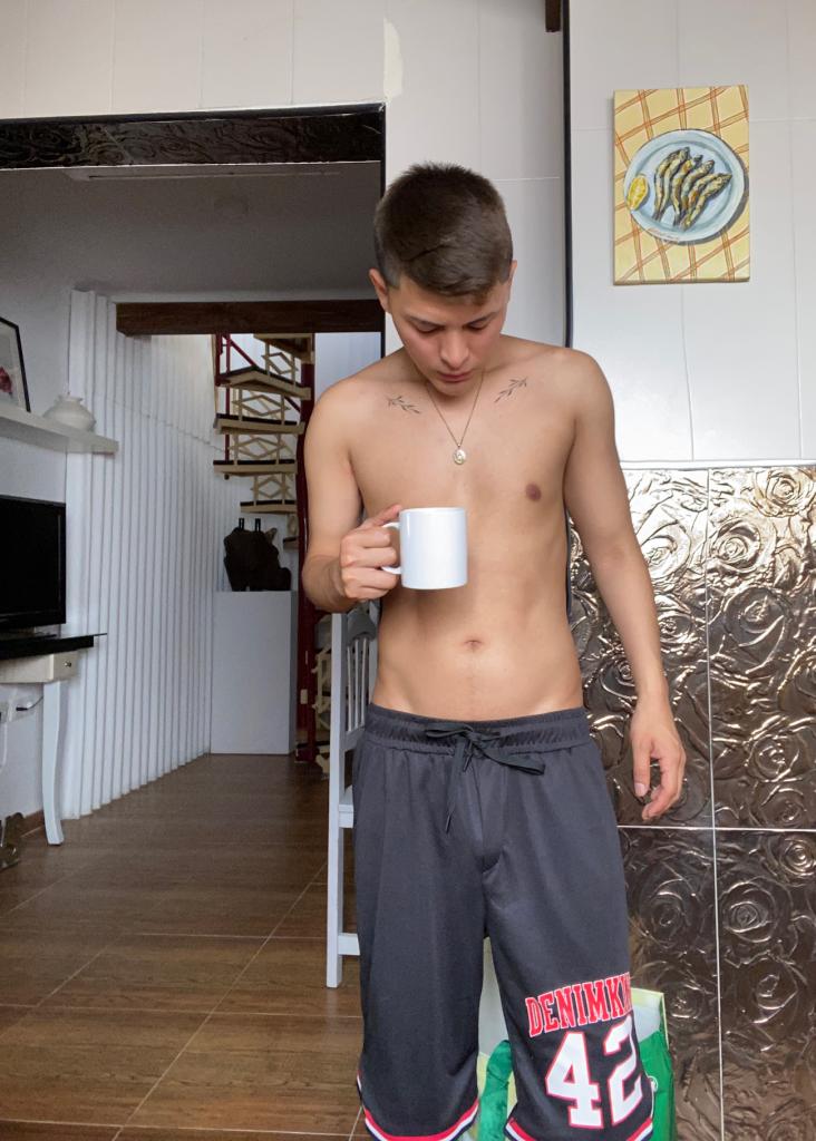 614527123: Chico busca chica en Málaga