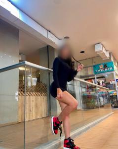 643108112: Chica busca chico en Granada