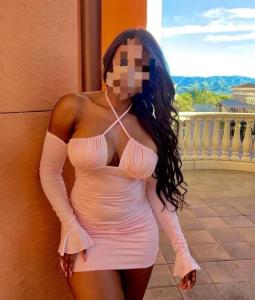 627055982: Chica busca chico en Madrid