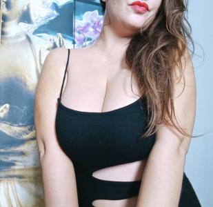 614569818: Chica busca chico en Málaga