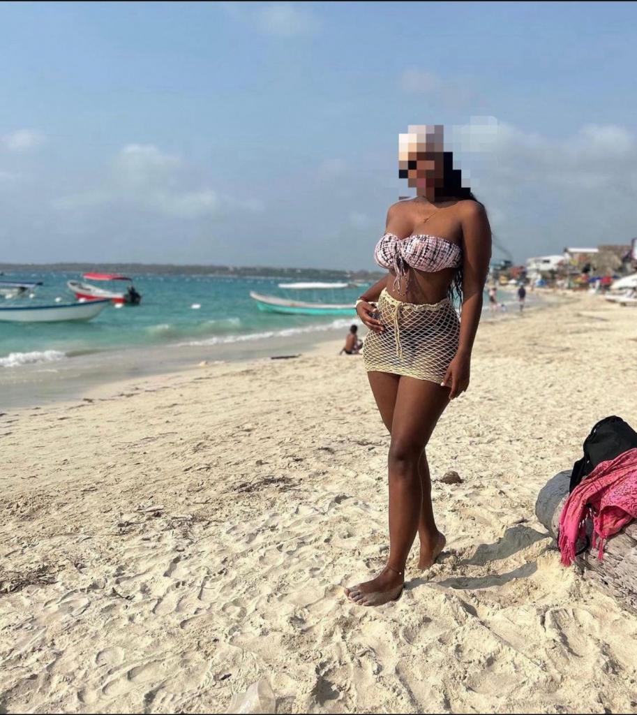 643010630: Chica busca chico en Almería