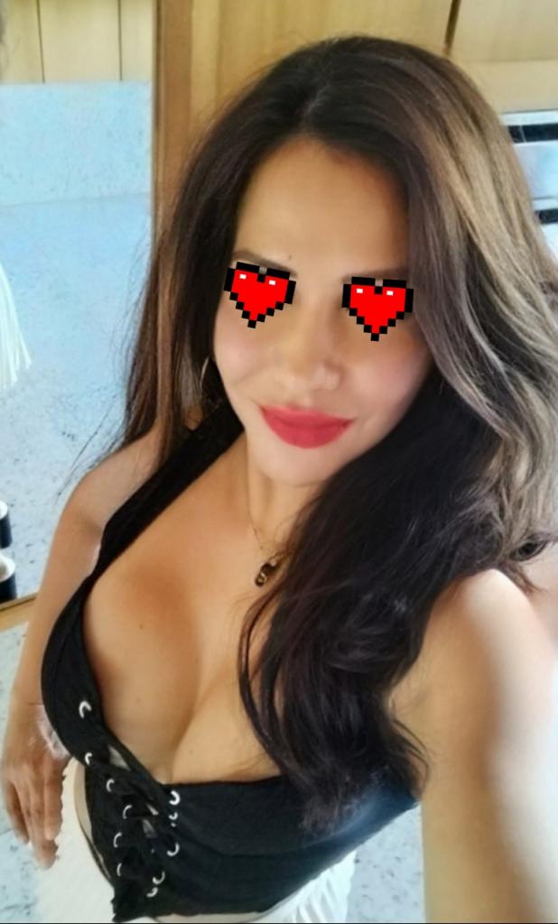 Chica busca chico en La Coruña: Chica busca chico