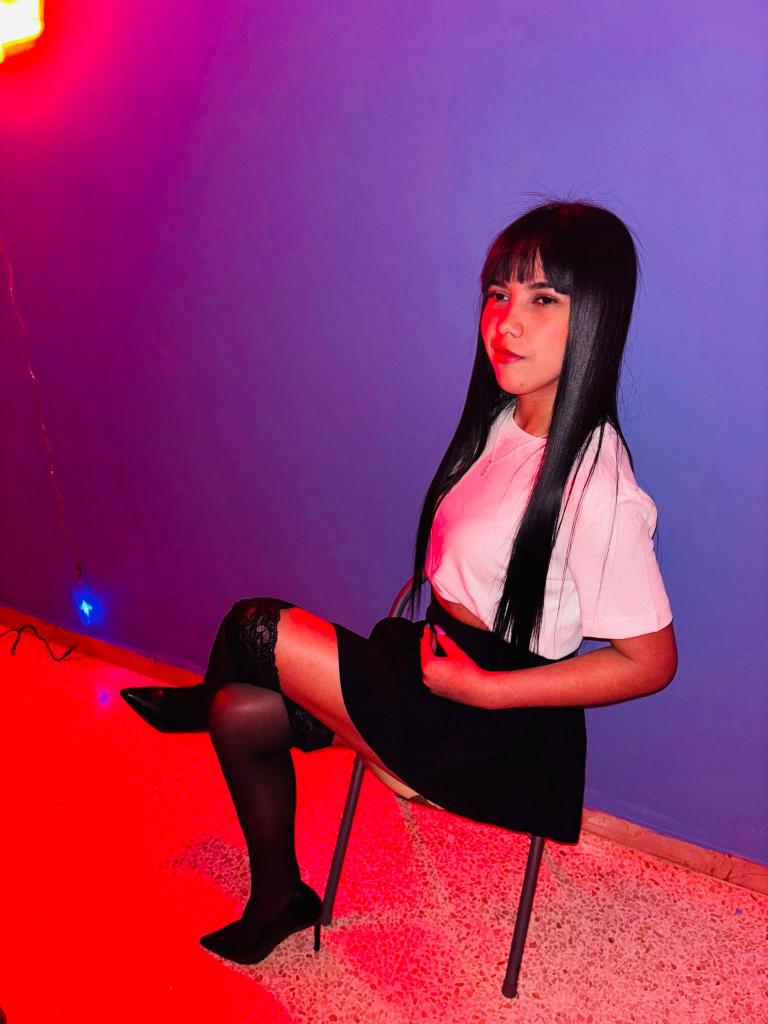 Chica busca chico en Tarragona: Chica busca chico