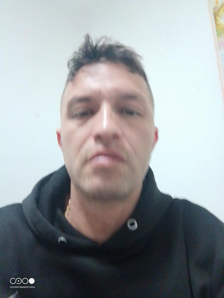 Chico busca chica en Alicante: 