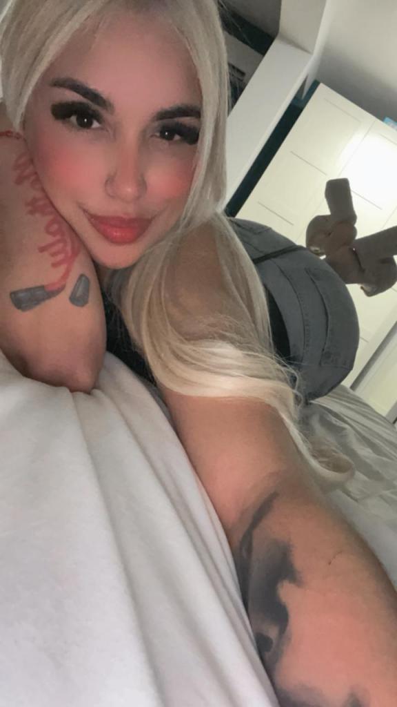 613741641: Chica busca chico en Barcelona