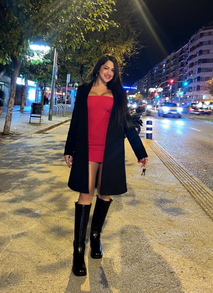 Chica busca chico en Barcelona: Chica busca chico