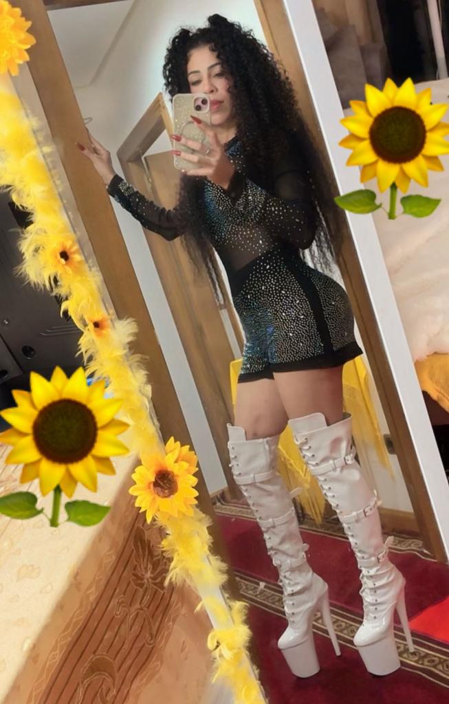 Chica busca chico en Sevilla: 