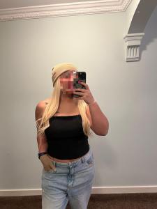 632148223: Chica busca chico en Valencia