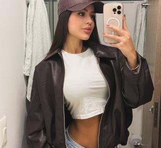 604180179: Chica busca chico en La Coruña