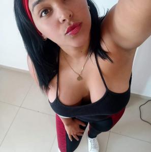 643267540: Chica busca chico en Guipúzcoa