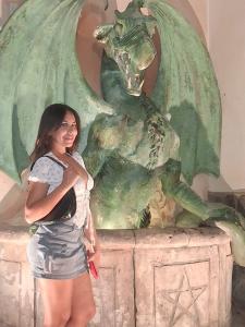 617067432: Chica busca chico en Madrid