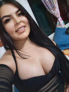 611362749: Chica busca chico en Sevilla