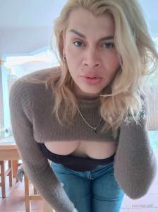 613815787: Chica busca chico en Málaga