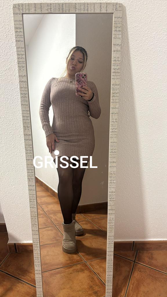 Chica busca chico en Almería: 
