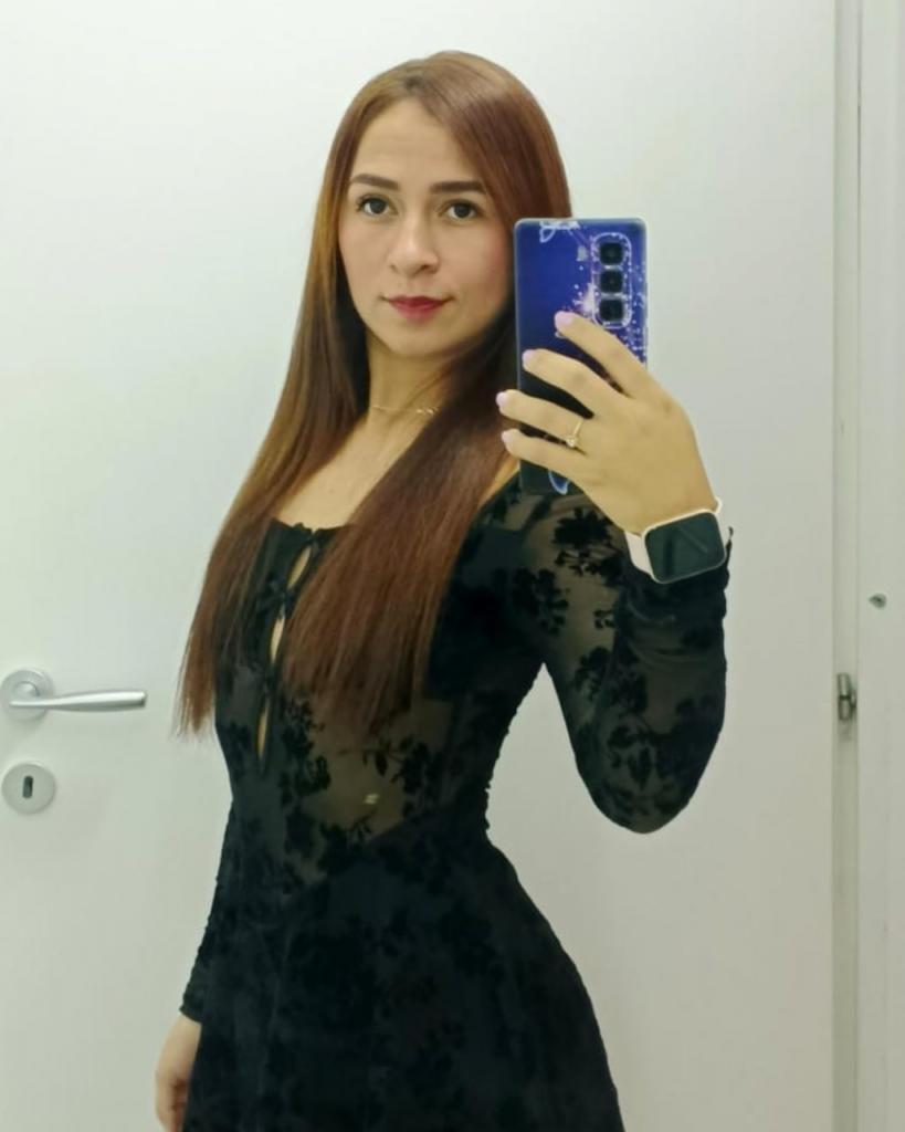 631184134: Chica busca chico en Mallorca