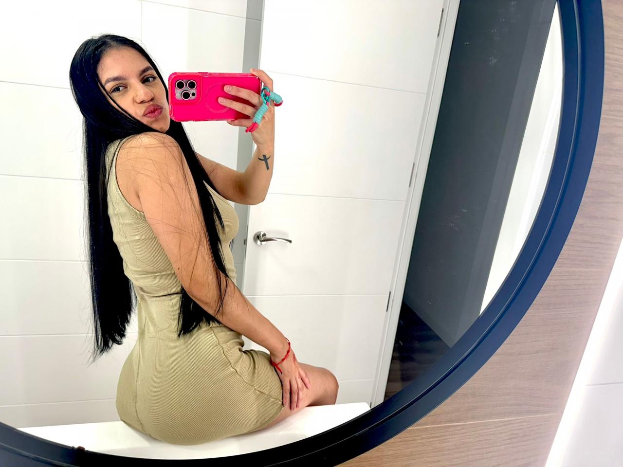 Chica busca chico en Alicante: 