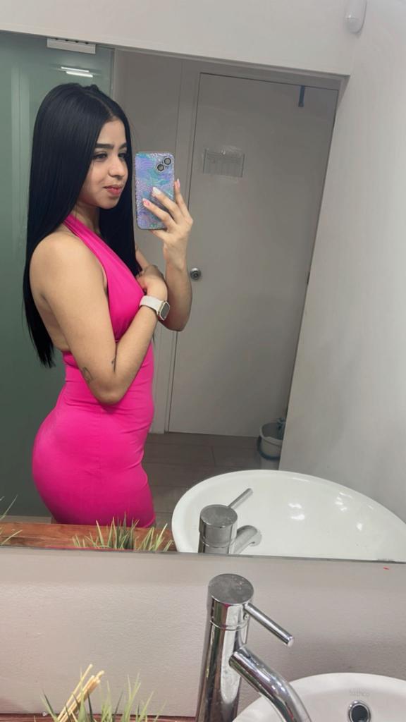 624425314: Chica busca chico en Barcelona