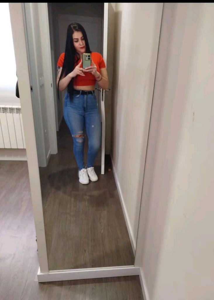 603240786: Chica busca chico en Sevilla