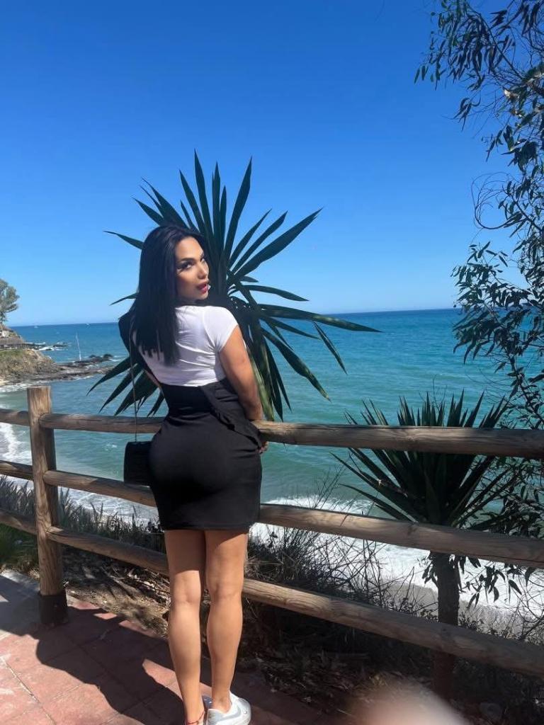 Travesti en Granada: Transexuales y Travestis