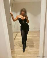604365596: Chica busca chico en La Coruña