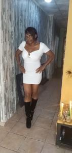 685017389: Chica busca chico en La Coruña