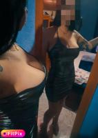 647219380: Chica busca chico en León