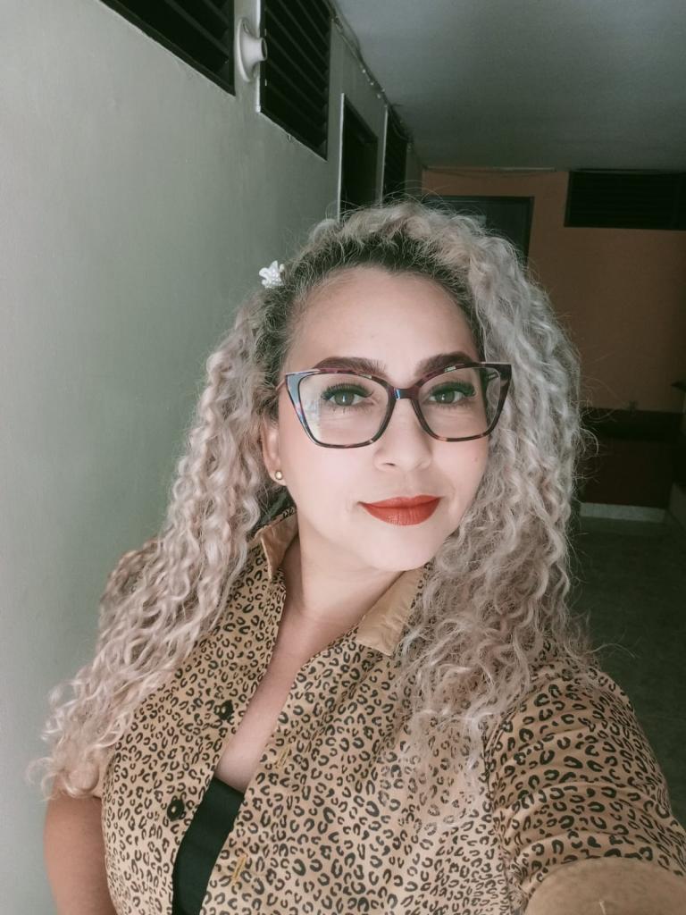 Chica busca chico en Almería: 