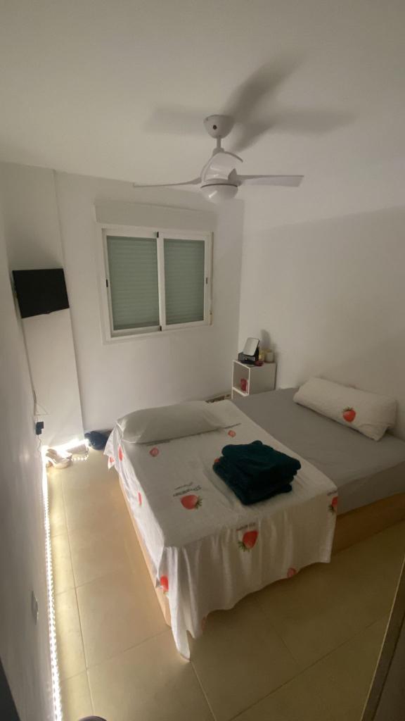 Chica busca chico en Almería: Chica busca chico