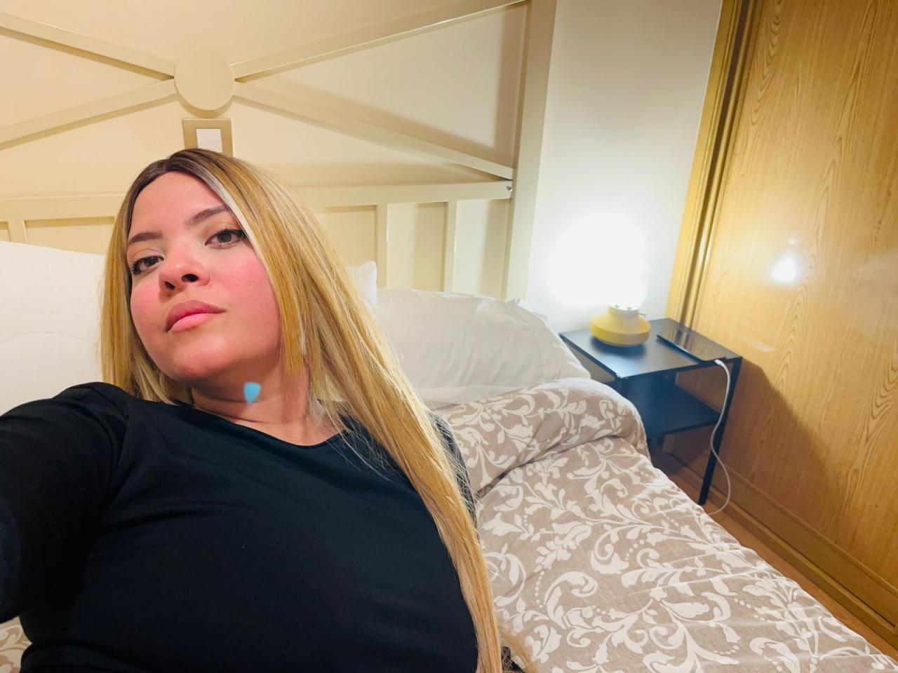 637034624: Chica busca chico en Granada