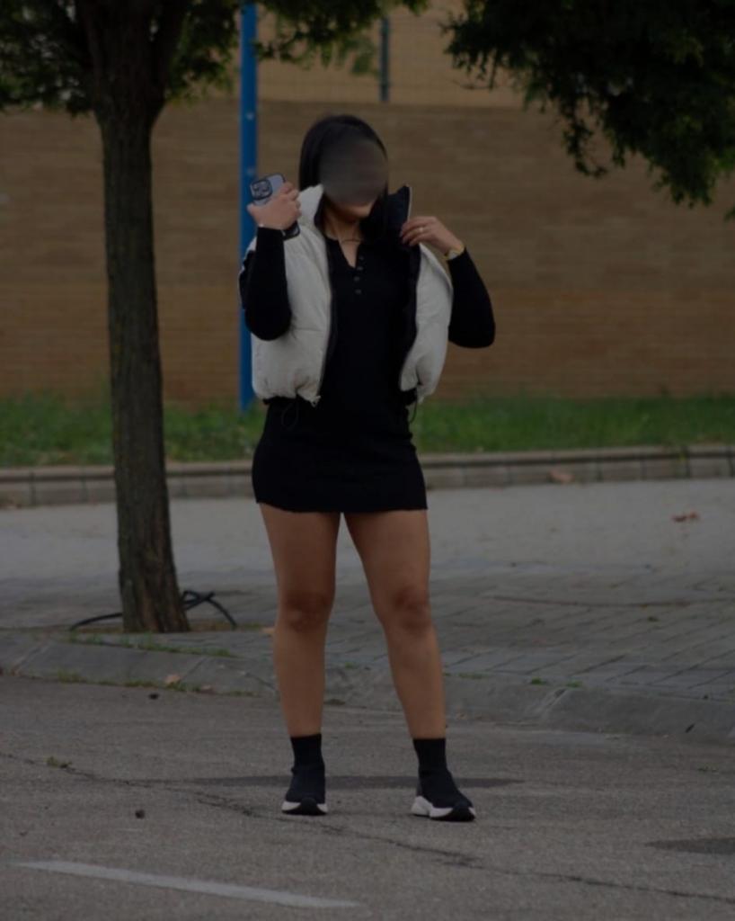 632162102: Chica busca chico en Madrid