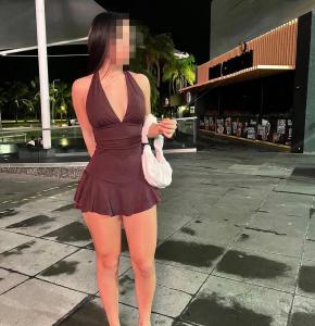 613964719: Chica busca chico en Málaga