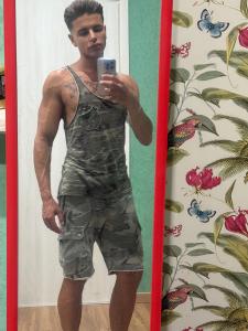 667620982: Chico busca chica en Barcelona