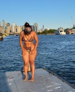 611375861: Chica busca chico en Murcia