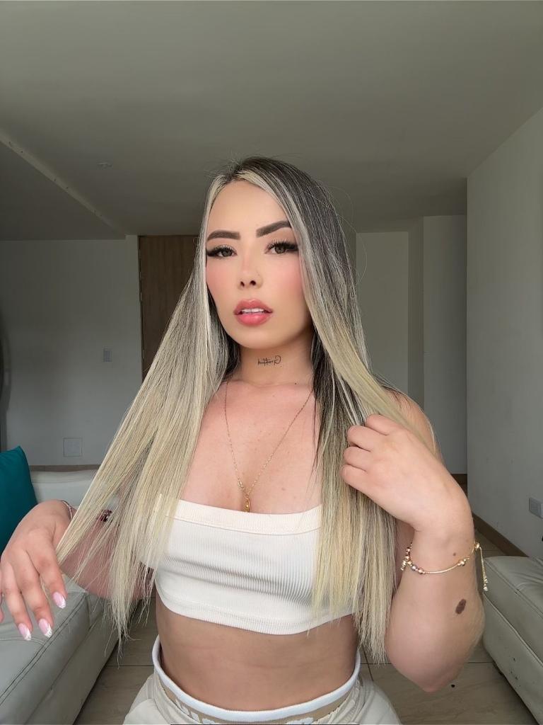 Chica busca chico en Cádiz: 