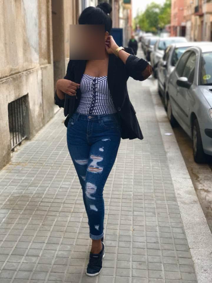 632144760: Chica busca chico en Gerona