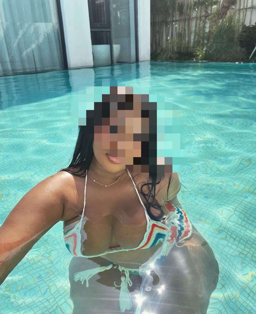 613252198: Chica busca chico en Alicante