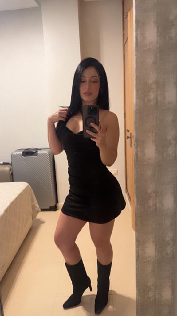 Chica busca chico en Almería: 