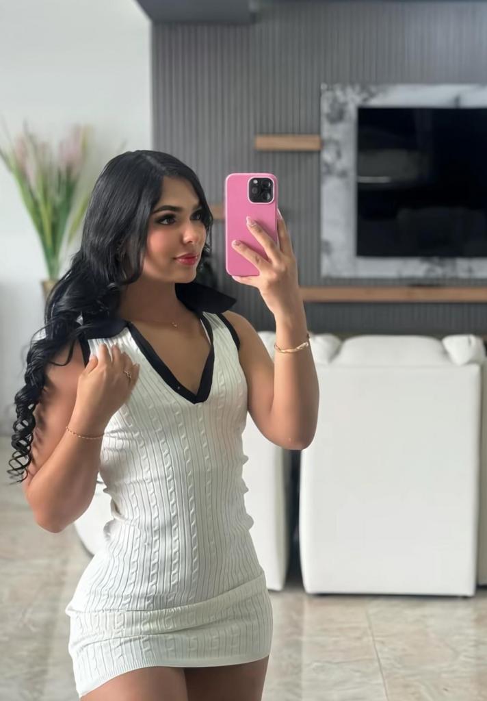 Chica busca chico en Almería: 