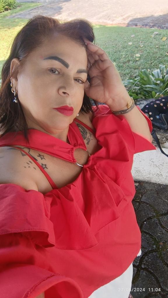 605441210: Chica busca chico en Pontevedra