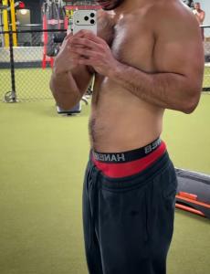 614473358: Chico busca chica en Madrid