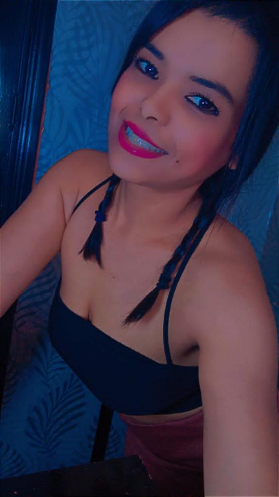 614387953: Chica busca chico en Almería