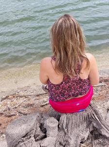 643425843: Chica busca chico en Segovia