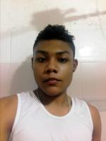 631906792: Chico busca chica en Barcelona