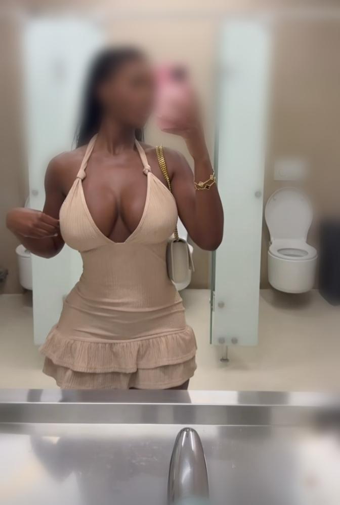 642530545: Chica busca chico en Navarra