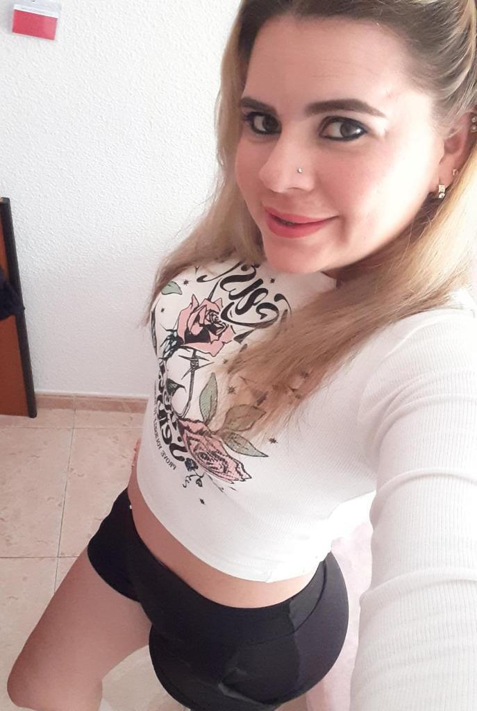 610682552: Chica busca chico en Valencia