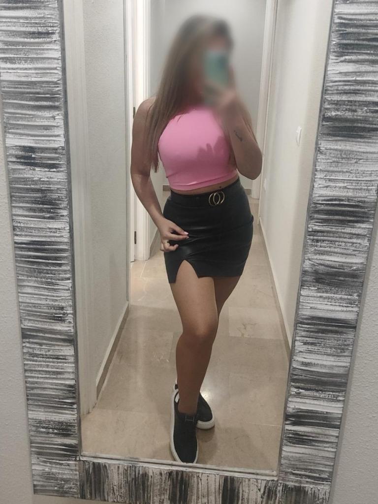 658242689: Chica busca chico en Madrid
